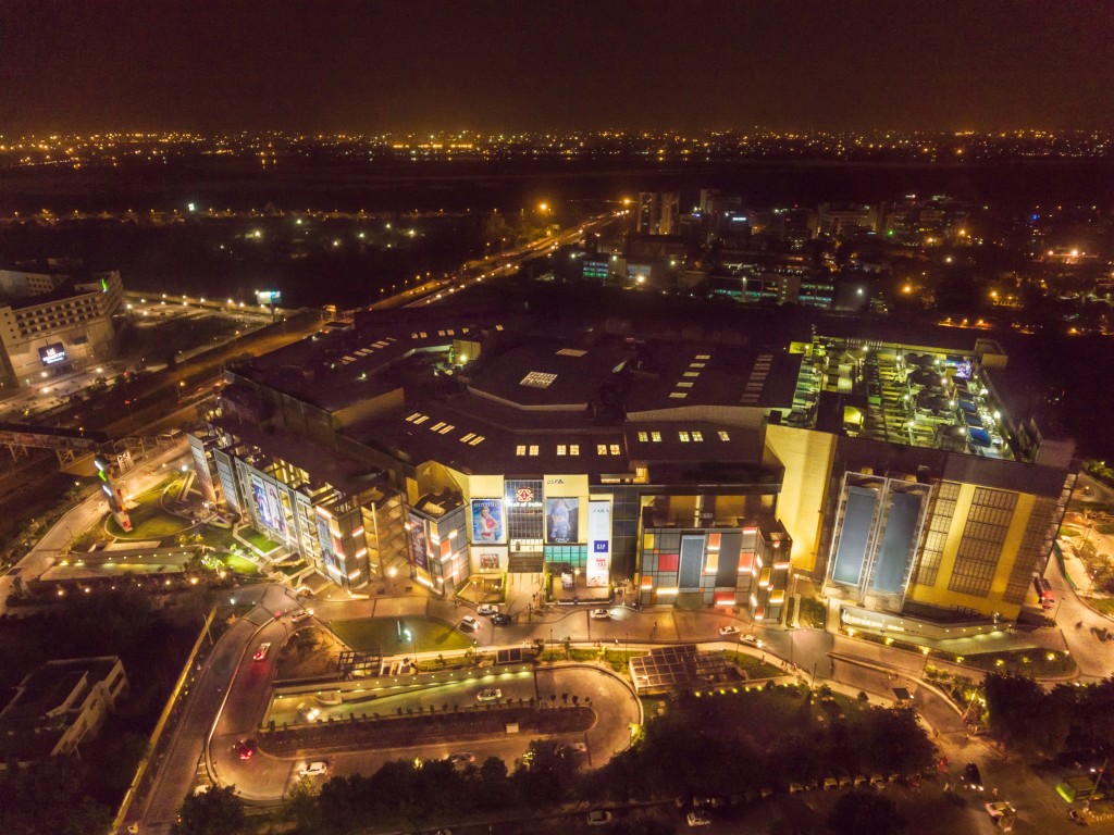 DLF Mall of India_Best innovative green building